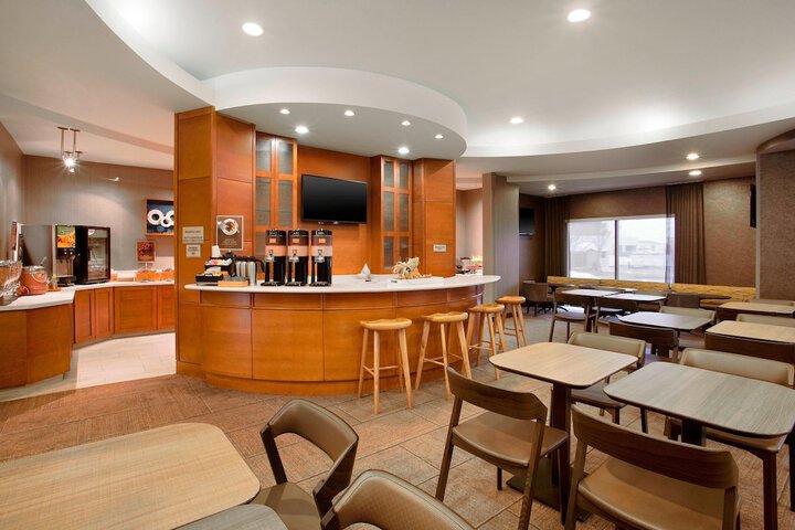 Springhill Suites Marriott Airport