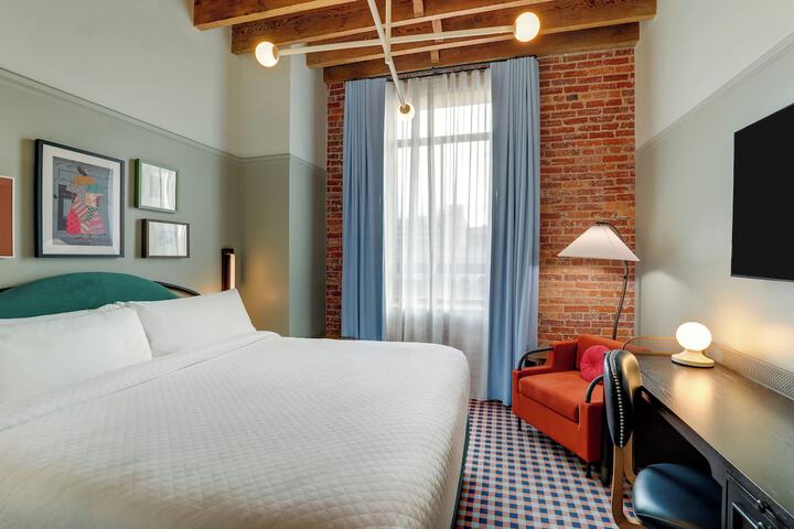 Trilogy Hotel Montgomery Autograph Collection