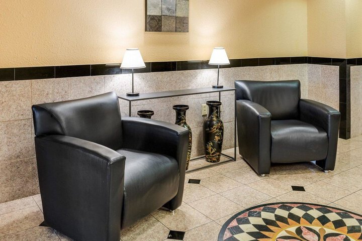 Hotel Interior 7 of 30