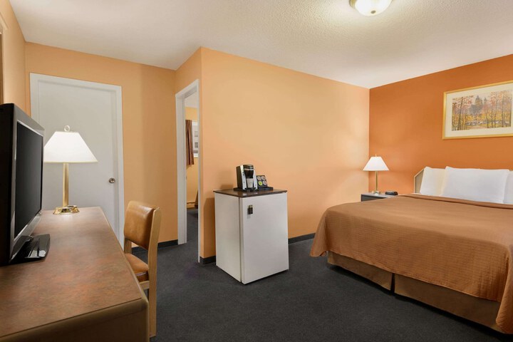 Travelodge by Wyndham Quesnel
