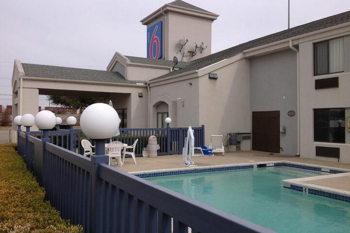 Pool 5 of 38