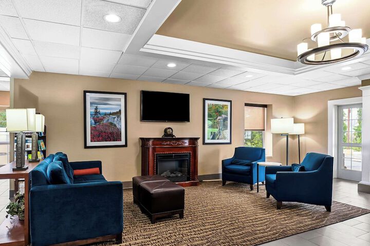 Comfort Inn & Suites Staunton
