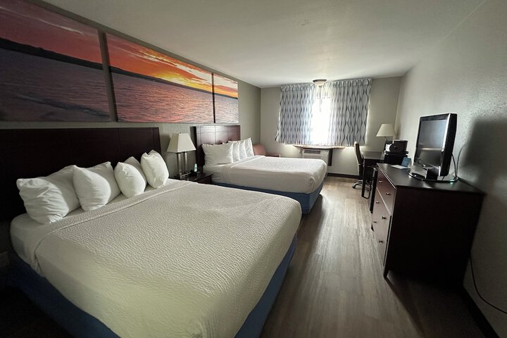 Room 16 of 39