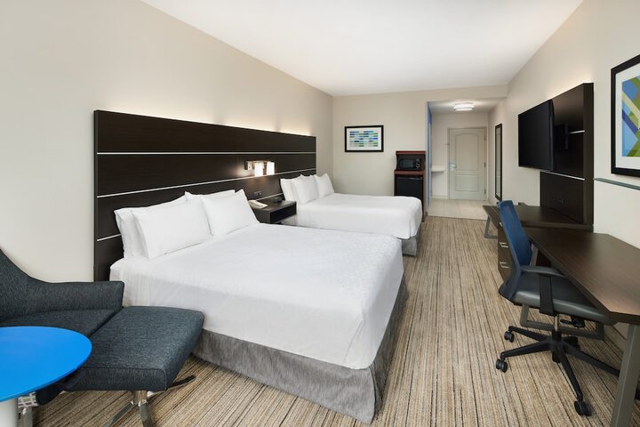 Room 15 of 43