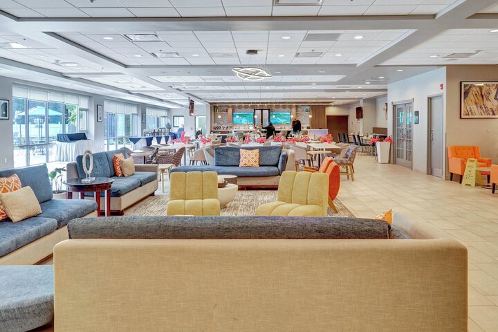 Holiday Inn Piscataway Somerset by IHG