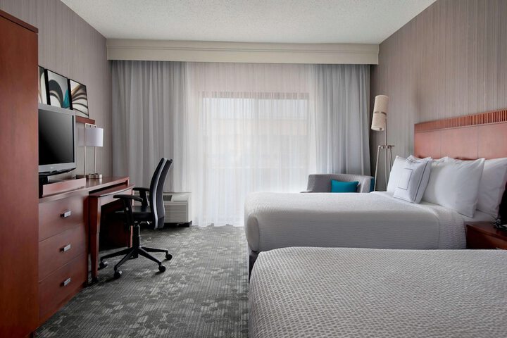 Room 16 of 26
