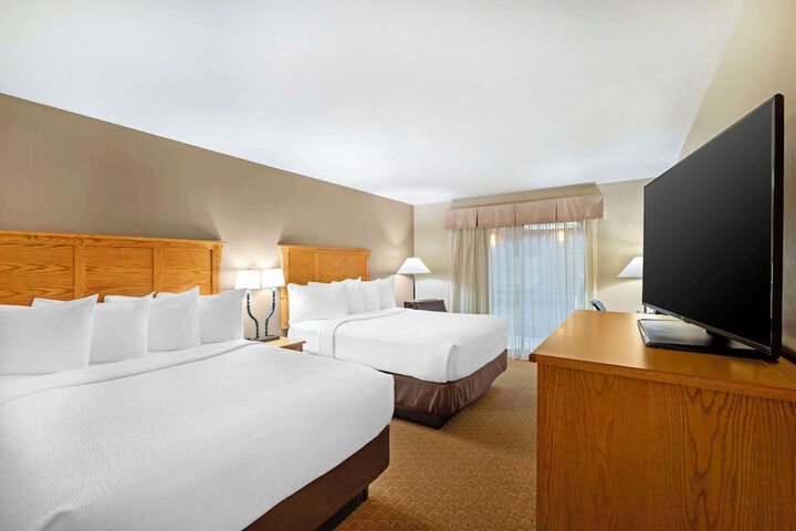 Room 44 of 59