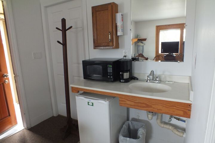 Scarborough Inn