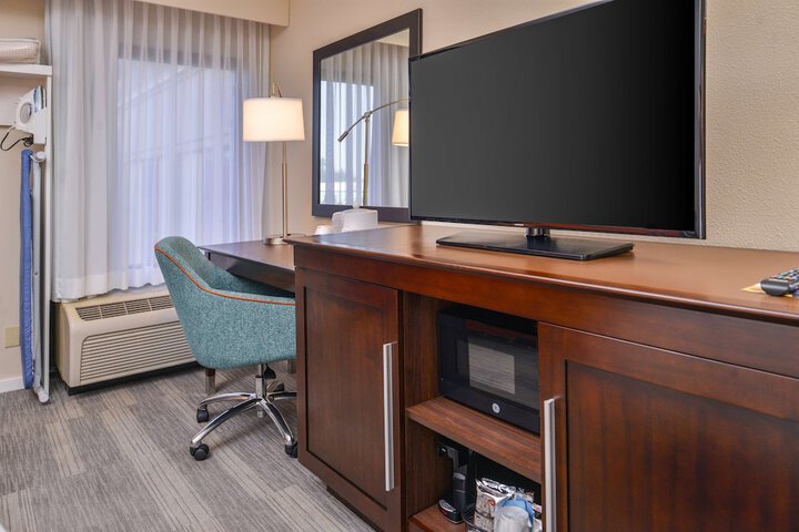 Room 22 of 37