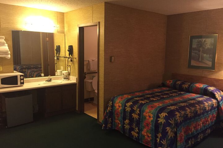 Room 29 of 61