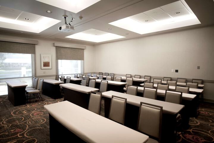 Hilton Boca Raton Suites