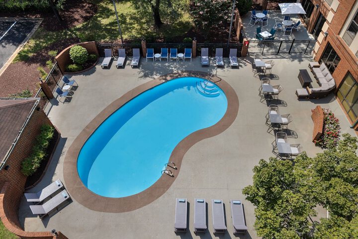 Pool 6 of 60