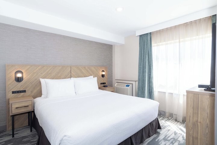 Room 21 of 46