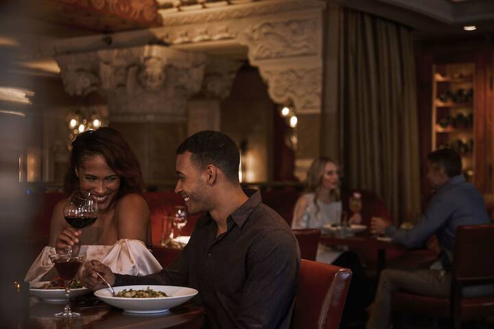 InterContinental Chicago Magnificent Mile by IHG