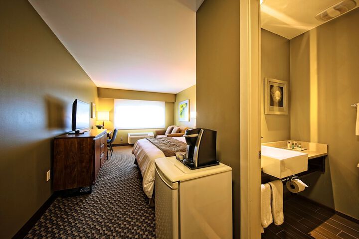 Room 21 of 40