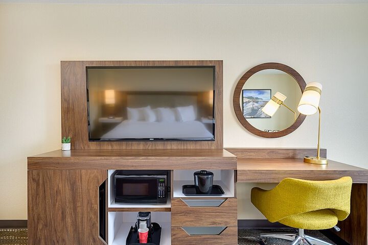 Room 10 of 44