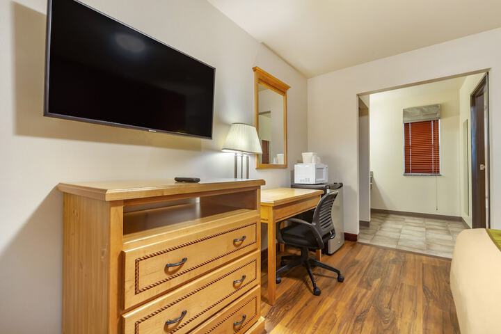 Harmony Inn & Suites