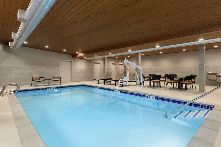 Pool 4 of 37