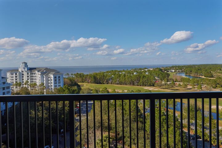 Hotel Effie Sandestin Autograph Collection