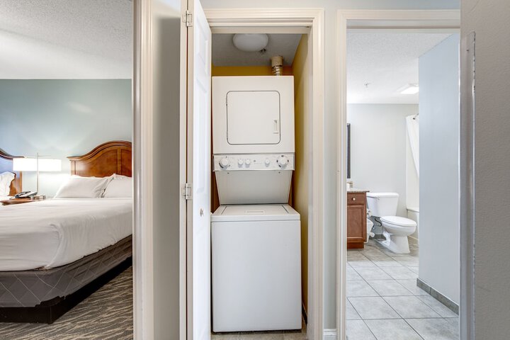 Room 40 of 119