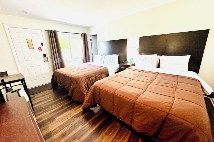 Room 26 of 39