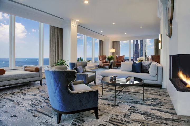 Hilton Chicago