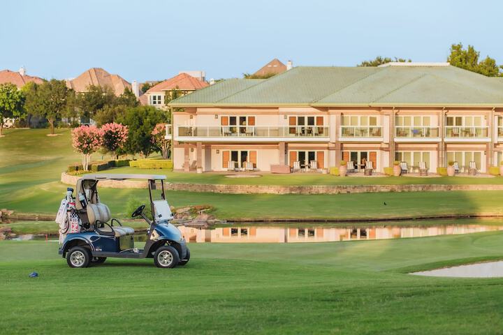The Ritz-Carlton Dallas Las Colinas