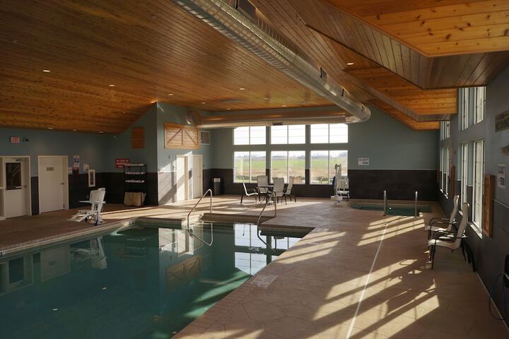 Pool 6 of 34