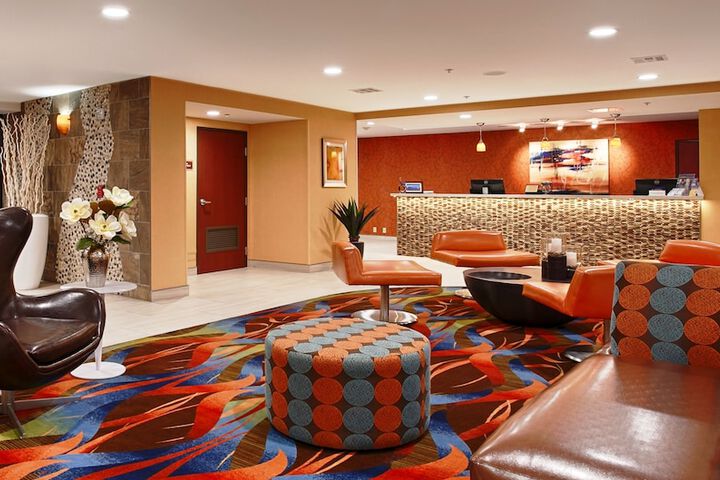 Hotel Interior 6 of 40