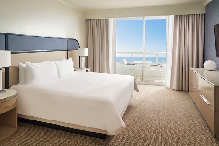 Fontainebleau Miami Beach