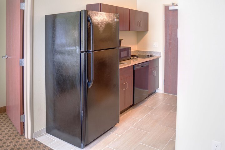 Cobblestone Inn & Suites - Waverly
