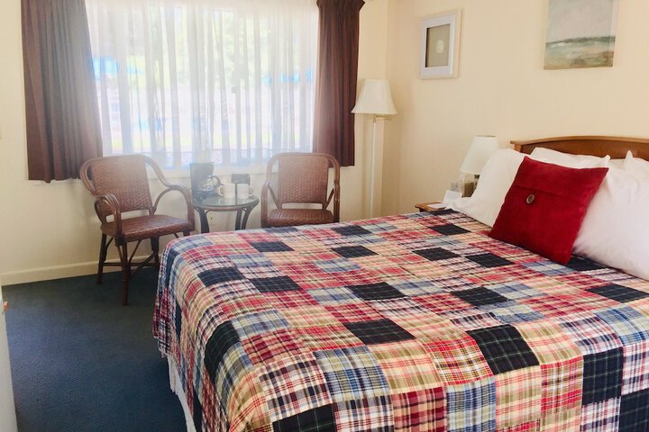 Room 22 of 42