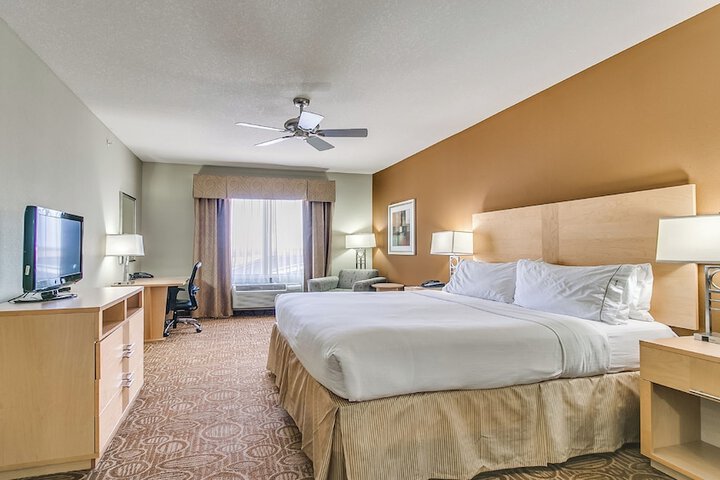 Room 18 of 44