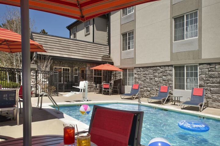 Pool 3 of 26