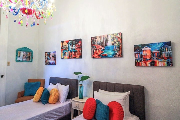 Room 17 of 65