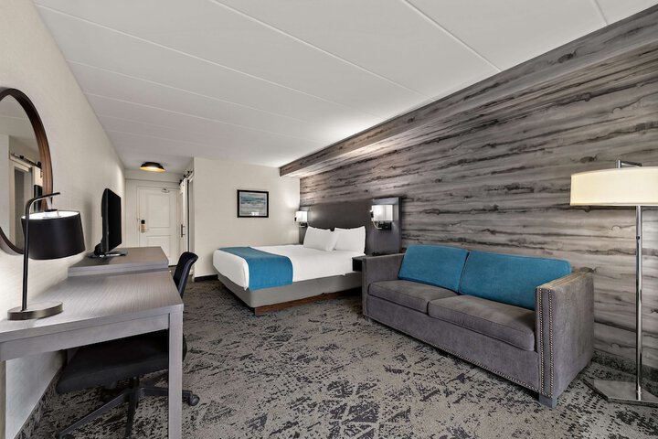 Room 37 of 75