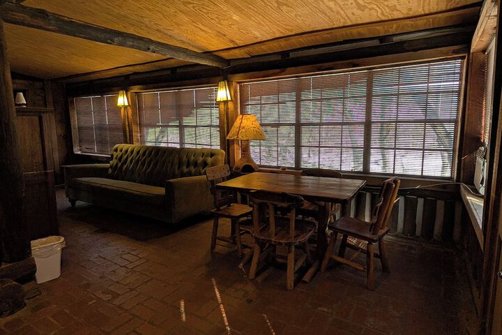 Cedarvale Cabins at Turner Falls