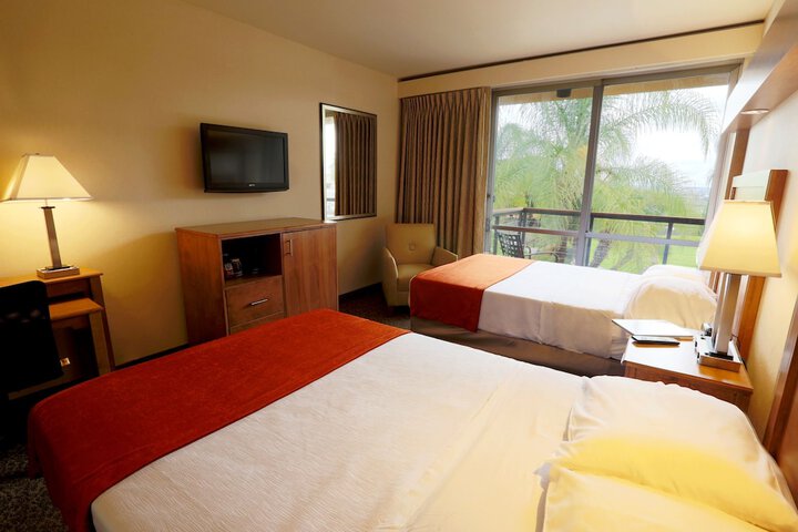Room 16 of 27