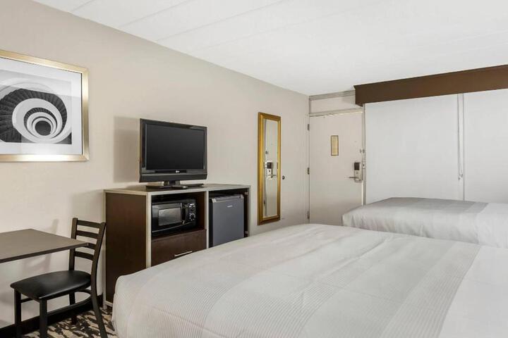 Quality Inn & Suites Easley - Greenville