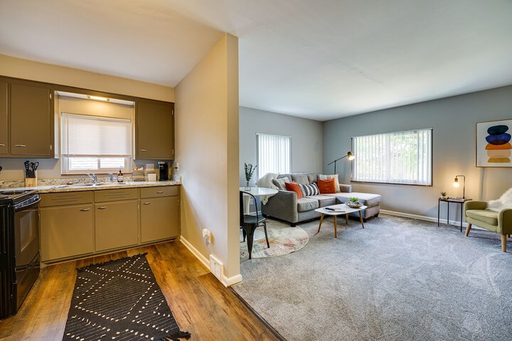 Pet-friendly Vacation Rental Apt Near Bishop Park!