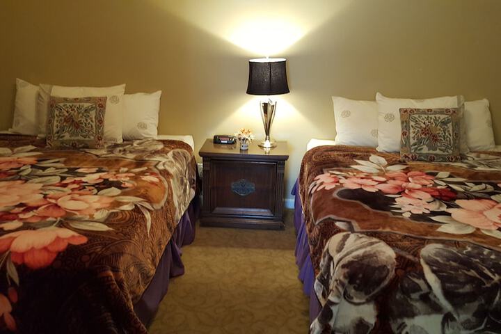 Beachwood Condos & Resort