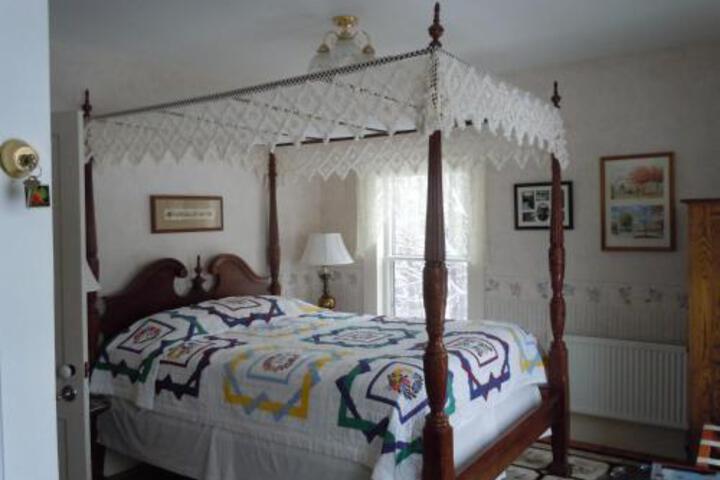 Fitch Hill Inn