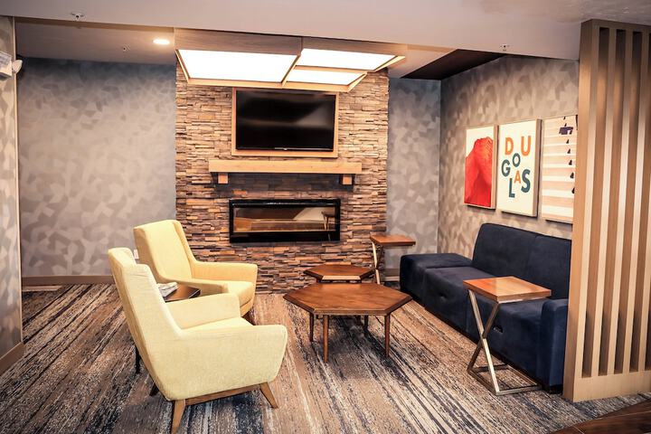 Holiday Inn Express Hotel & Suites Douglas by IHG