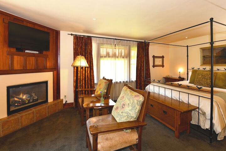 Room 48 of 69