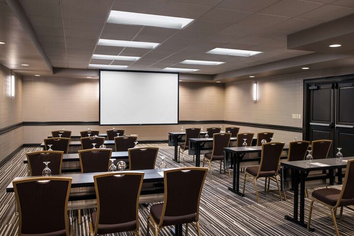 DoubleTree by Hilton Denver Tech Center