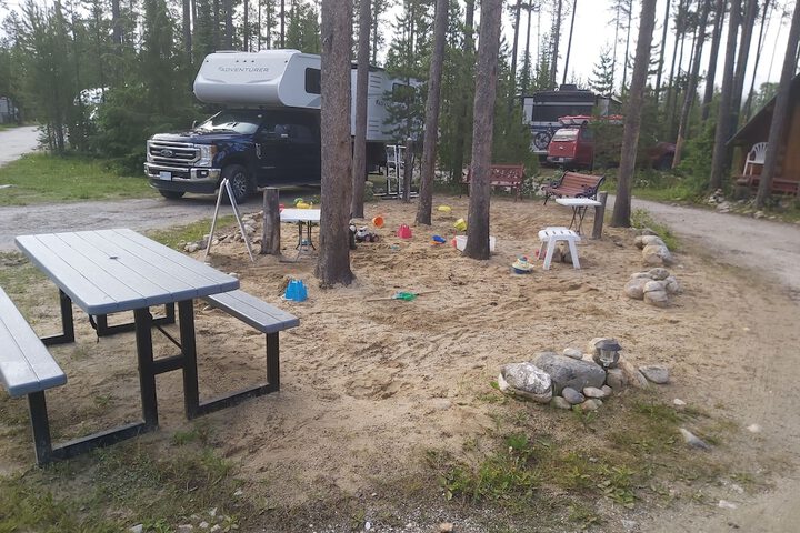Blue River Cabins Campground & RV Park