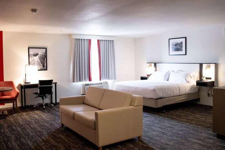 Room 4 of 31
