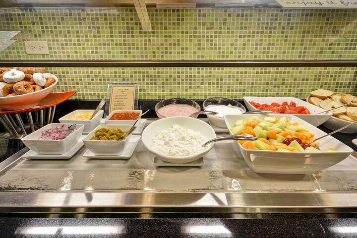 Hyatt Place Chicago / Naperville/Warrenville