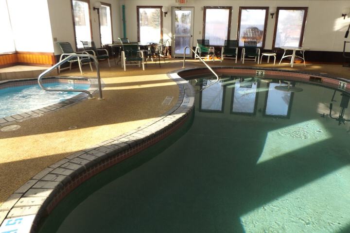Pool 9 of 39