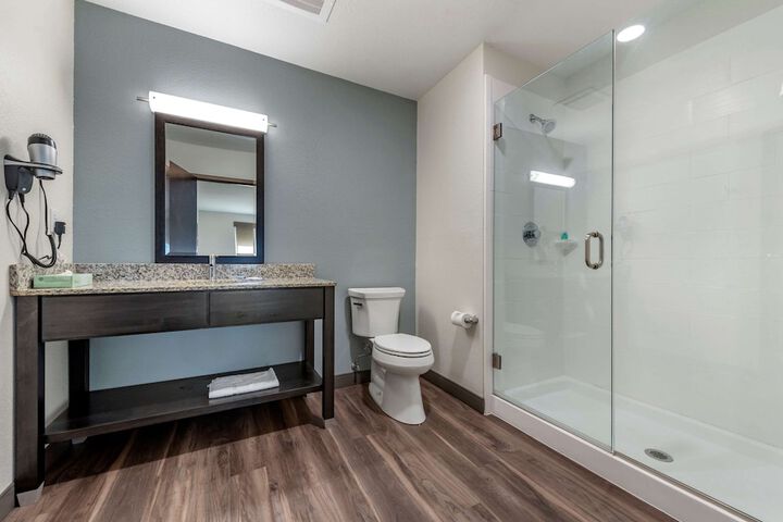 Room 15 of 31